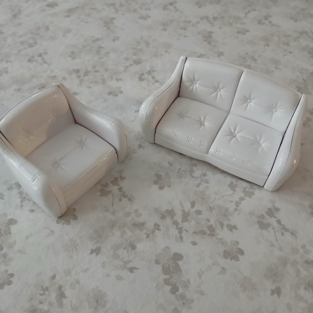 Barbie White Plastic Modern Sofa and Chair set